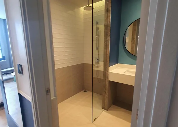 ホテル The Quarter Ramkhamhaeng By Uhg- Close To 1981 Mall- Rajamangala Stadium Airport Link 4*