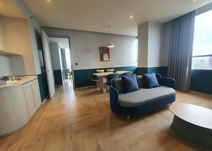 The Quarter Ramkhamhaeng By Uhg- Close To 1981 Mall- Rajamangala Stadium Airport Link ホテル