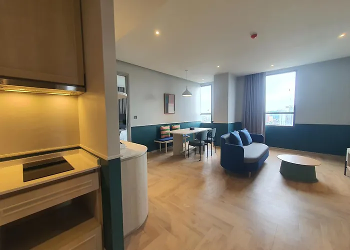 The Quarter Ramkhamhaeng By Uhg- Close To 1981 Mall- Rajamangala Stadium Airport Link ホテル