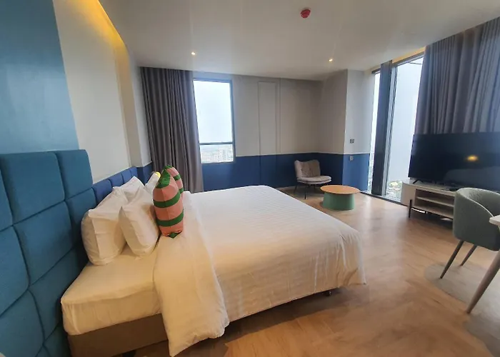 ホテル The Quarter Ramkhamhaeng By Uhg- Close To 1981 Mall- Rajamangala Stadium Airport Link バンコク都