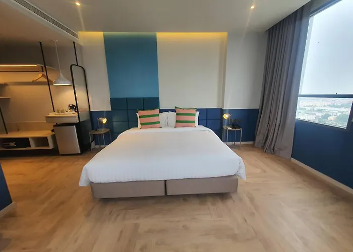 ホテル The Quarter Ramkhamhaeng By Uhg- Close To 1981 Mall- Rajamangala Stadium Airport Link バンコク都