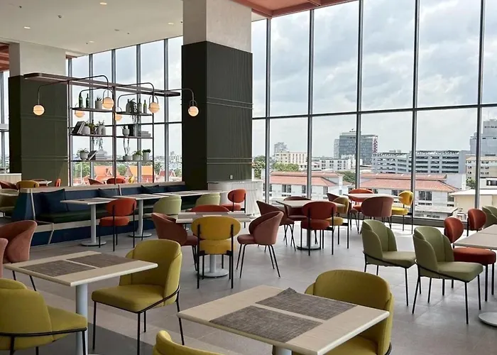 The Quarter Ramkhamhaeng By Uhg- Close To 1981 Mall- Rajamangala Stadium Airport Link ホテル