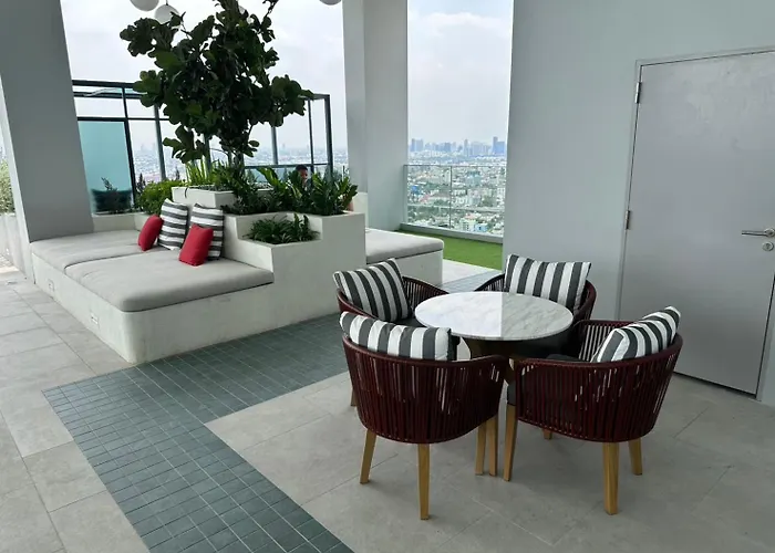 The Quarter Ramkhamhaeng By Uhg- Close To 1981 Mall- Rajamangala Stadium Airport Link ホテル バンコク都